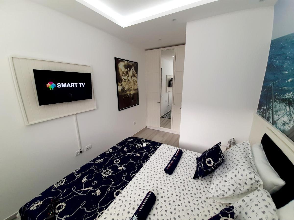 Maritimo Di Cattaro****Lux Apartment With Garage Exteriör bild