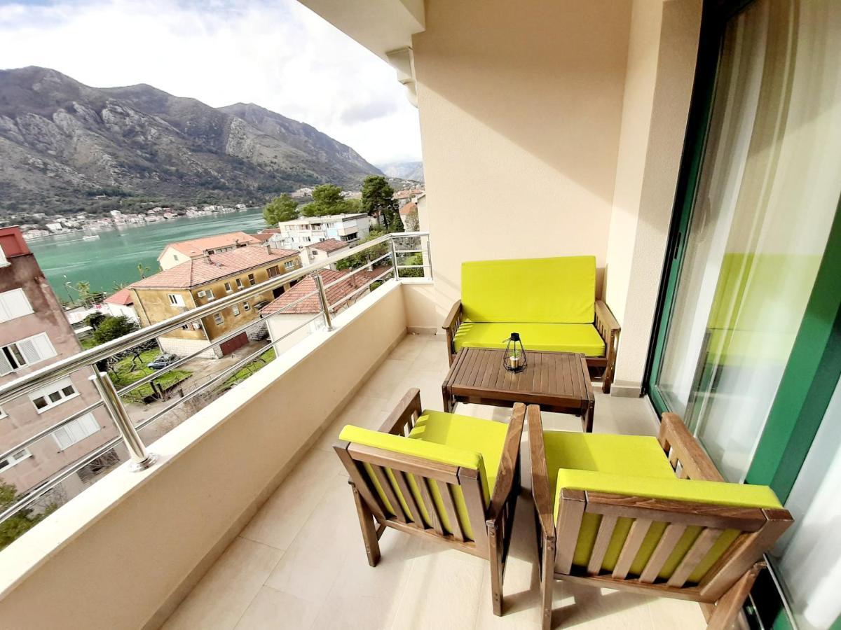 Maritimo Di Cattaro****Lux Apartment With Garage Exteriör bild