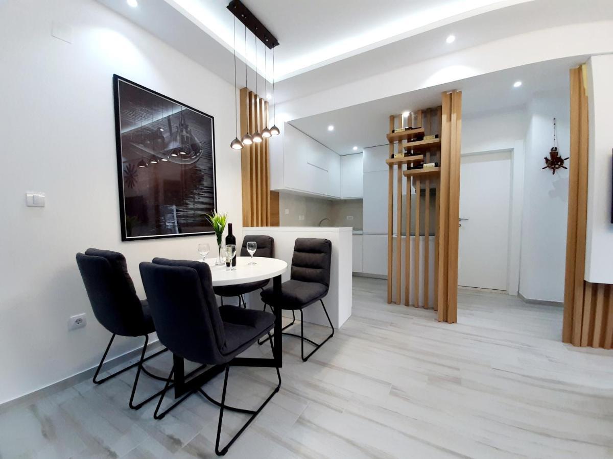 Maritimo Di Cattaro****Lux Apartment With Garage Exteriör bild