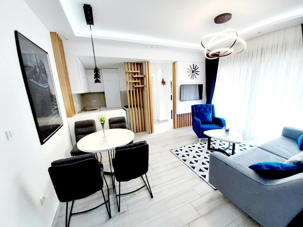 Maritimo Di Cattaro****Lux Apartment With Garage Exteriör bild