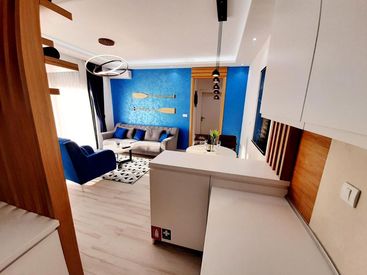 Maritimo Di Cattaro****Lux Apartment With Garage Exteriör bild